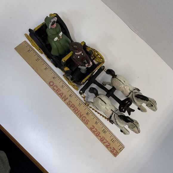 Vintage Cast Iron Double White Horse Drawn Carriage With Driver & Lady Passenger - Picture 7 of 7